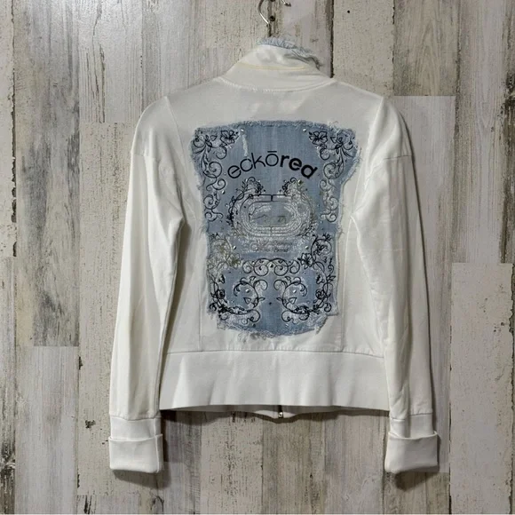 Ecko Unlimited Vintage Women's White and Blue Jean Jacket - Picture 5 of 15